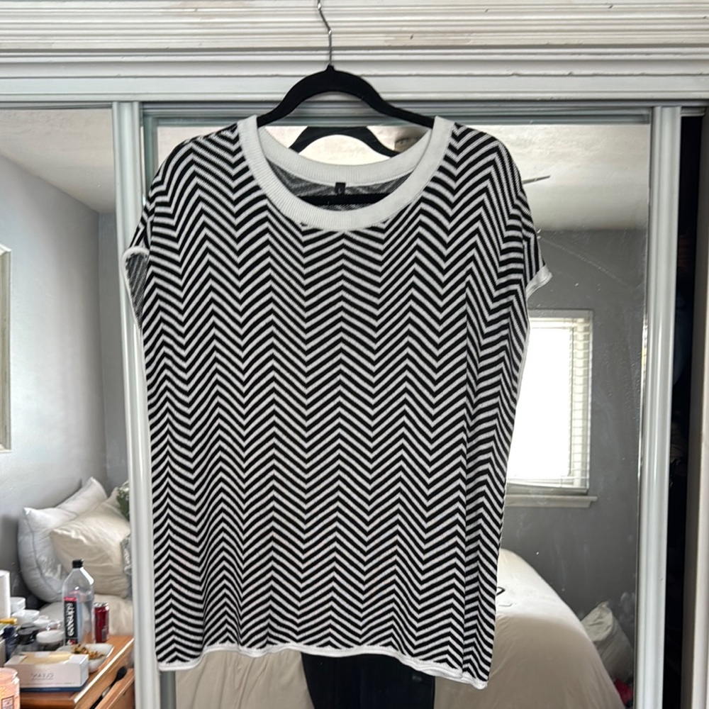 Black and White Chevron Top